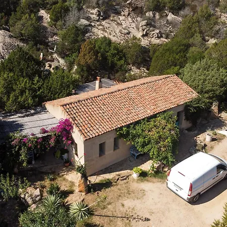 Roccia San Pantaleo Villa